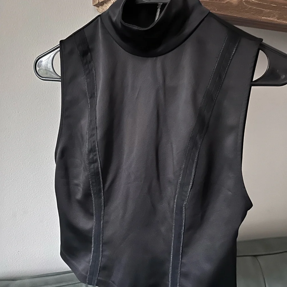 NWOT Zara satin effect top - Picture 3 of 4